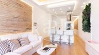 Living room of Flat to rent in  Barcelona Capital  with Air Conditioner, Heating and Furnished