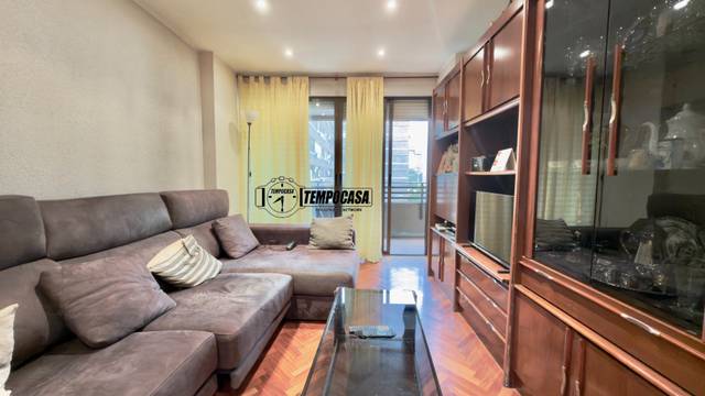 Piso en Venta en Calle de Melilla en Acacias