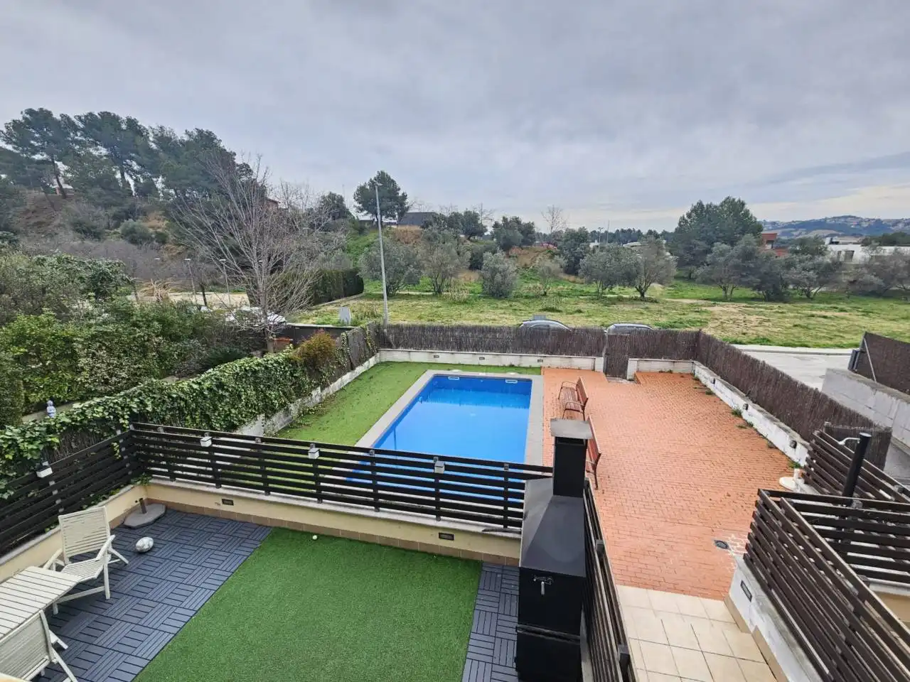 Schwimmbecken von Maisonette zum Verkauf in Viladecavalls mit Klimaanlage, Heizung und Terrasse