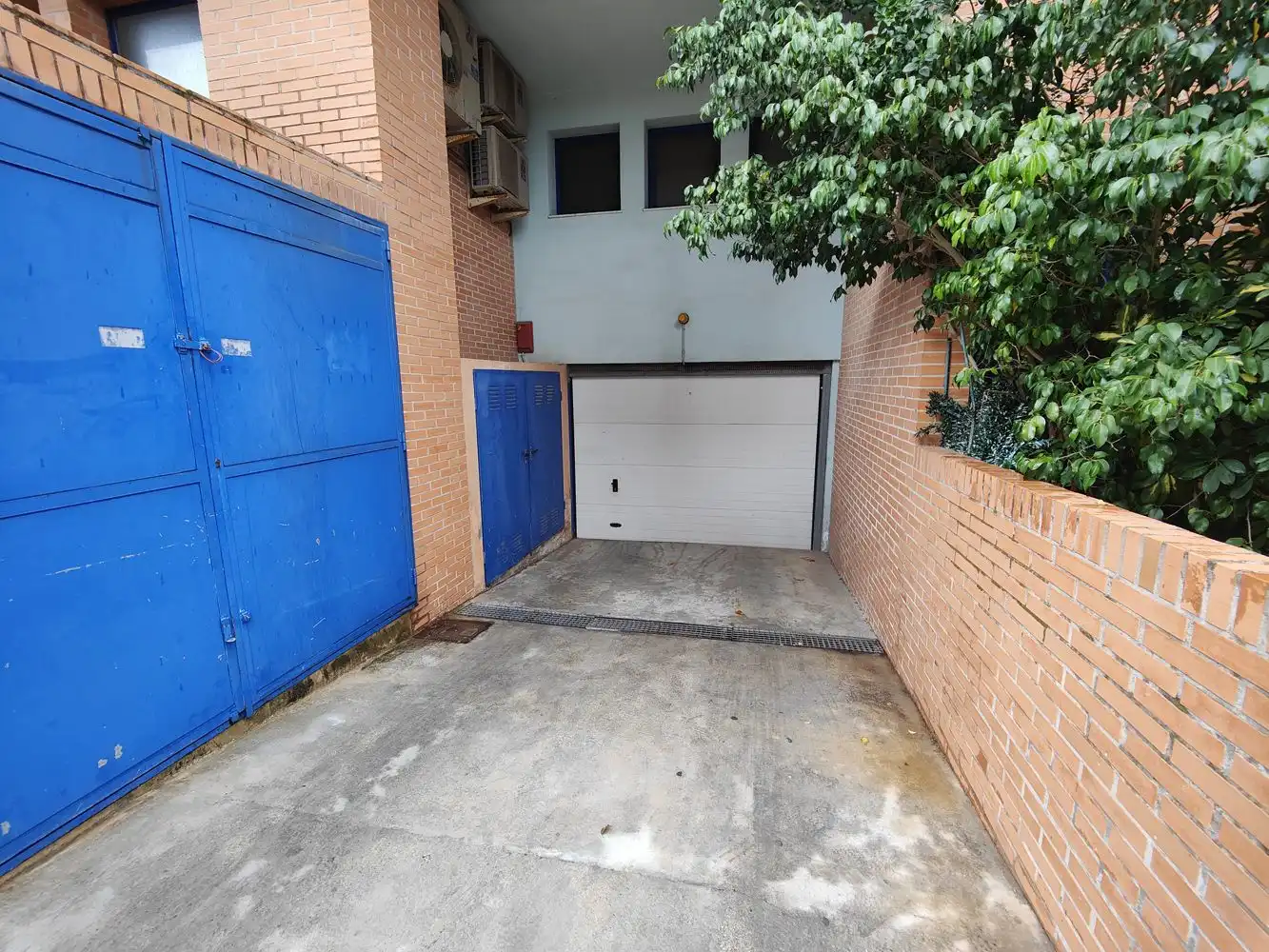 Parkplatz von Garage zum Verkauf in Ondara