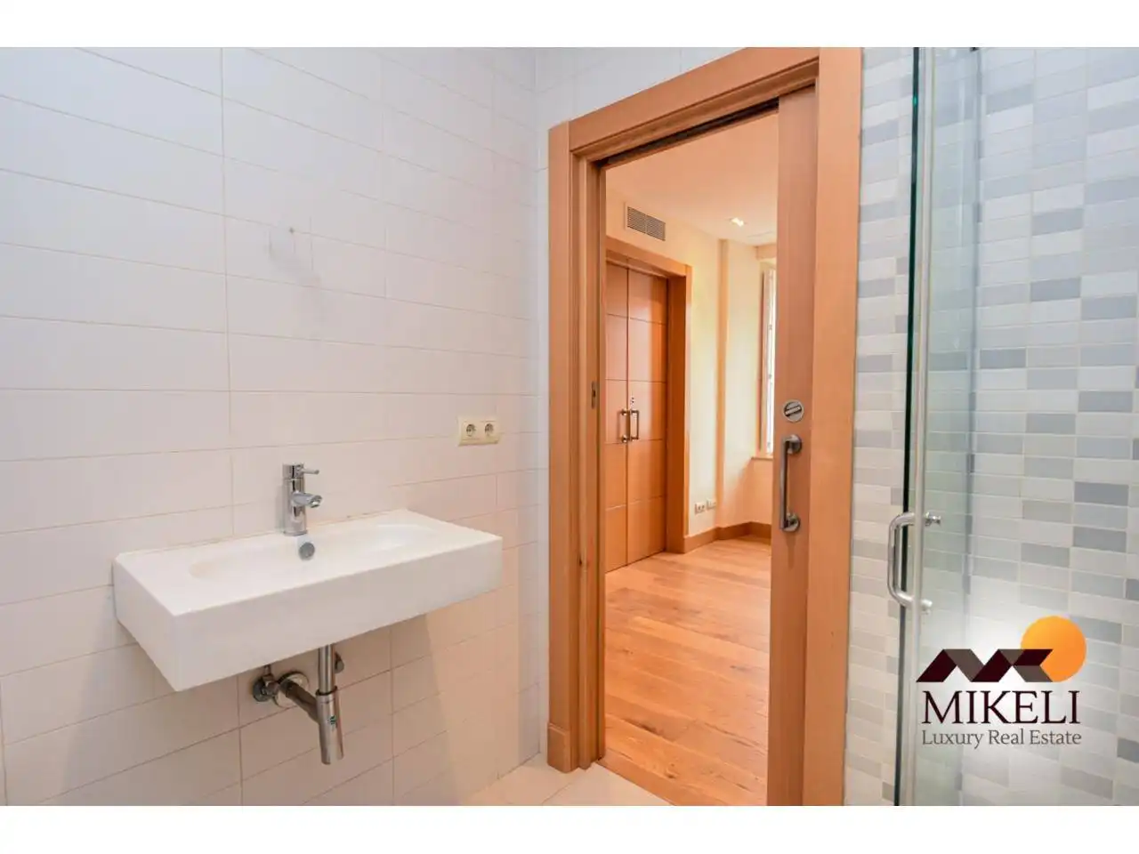 Baño de Piso de alquiler en Santander con Aire acondicionado y Balcón