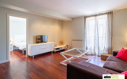 Sala d'estar de Pis en venda en Zarautz amb Balcó