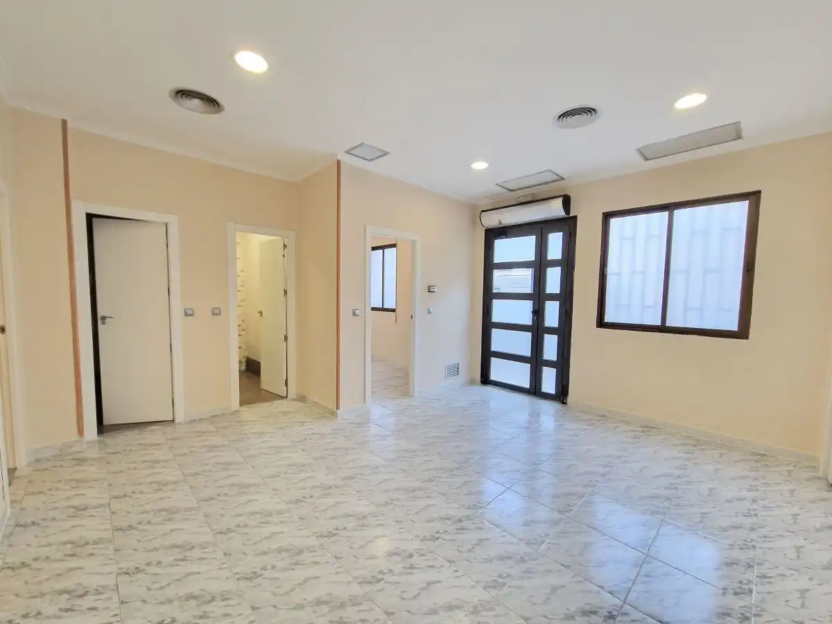Local comercial en venda a Peral, imagen 5