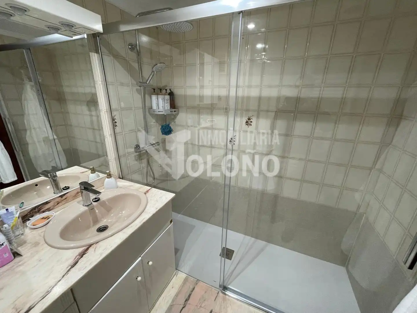 Bathroom of Flat for sale in Haro  with Heating, Parquet flooring and Storage room
