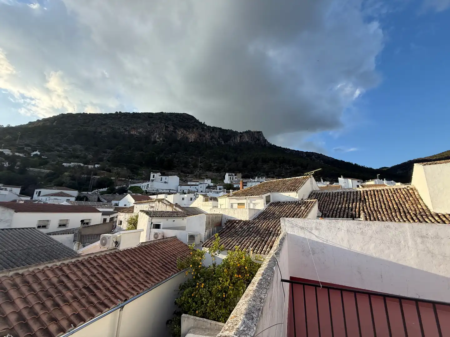 Vista exterior de Casa o chalet en venta en Algodonales con Aire acondicionado, Calefacción y Terraza