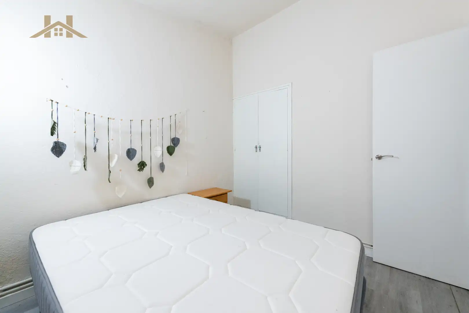 Habitación de Casa adosada en venta en Miraflores de la Sierra con Calefacción, Jardín privado y Trastero