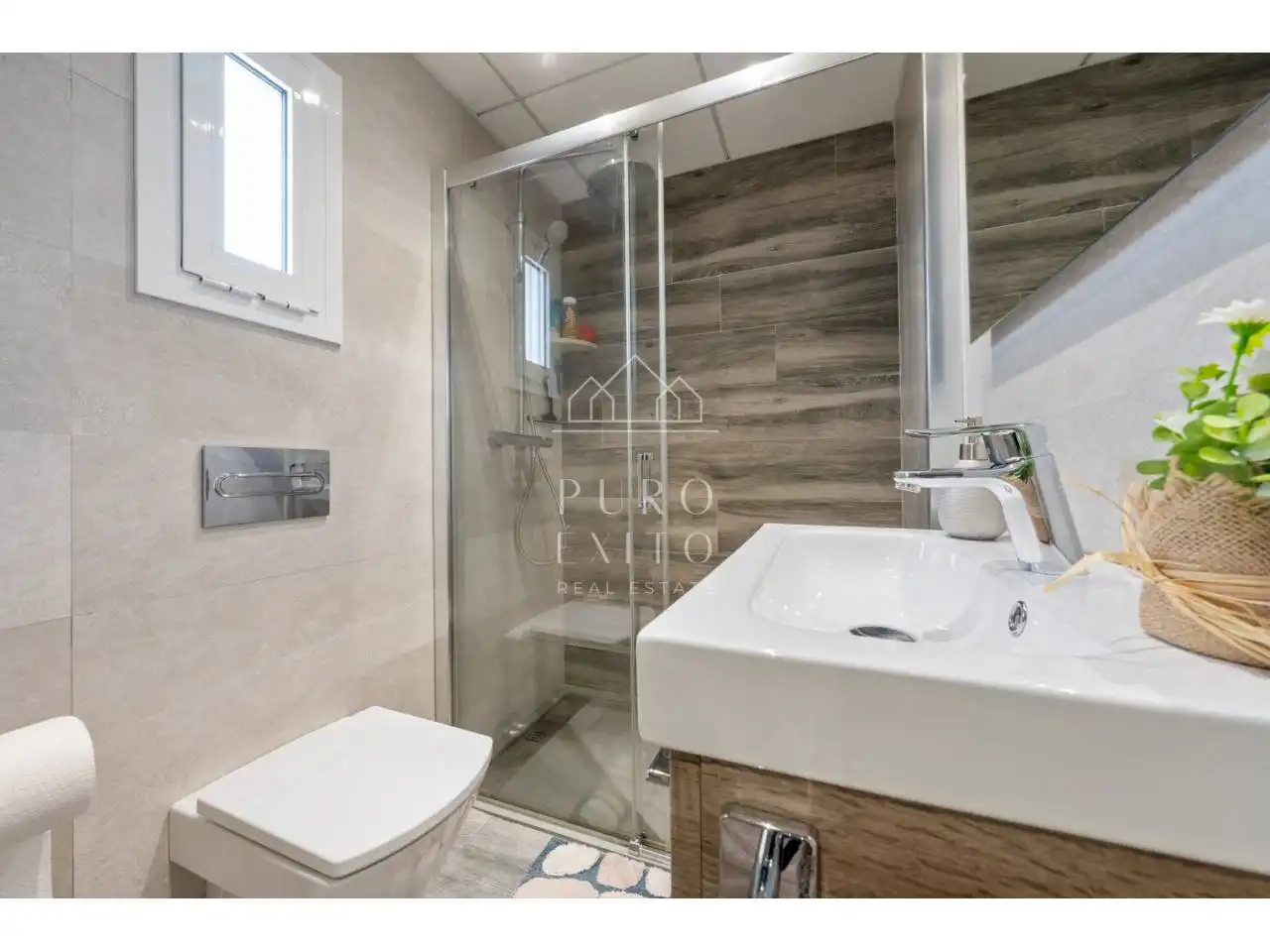 Baño de Finca rústica en venta en Reus con Aire acondicionado, Calefacción y Jardín privado
