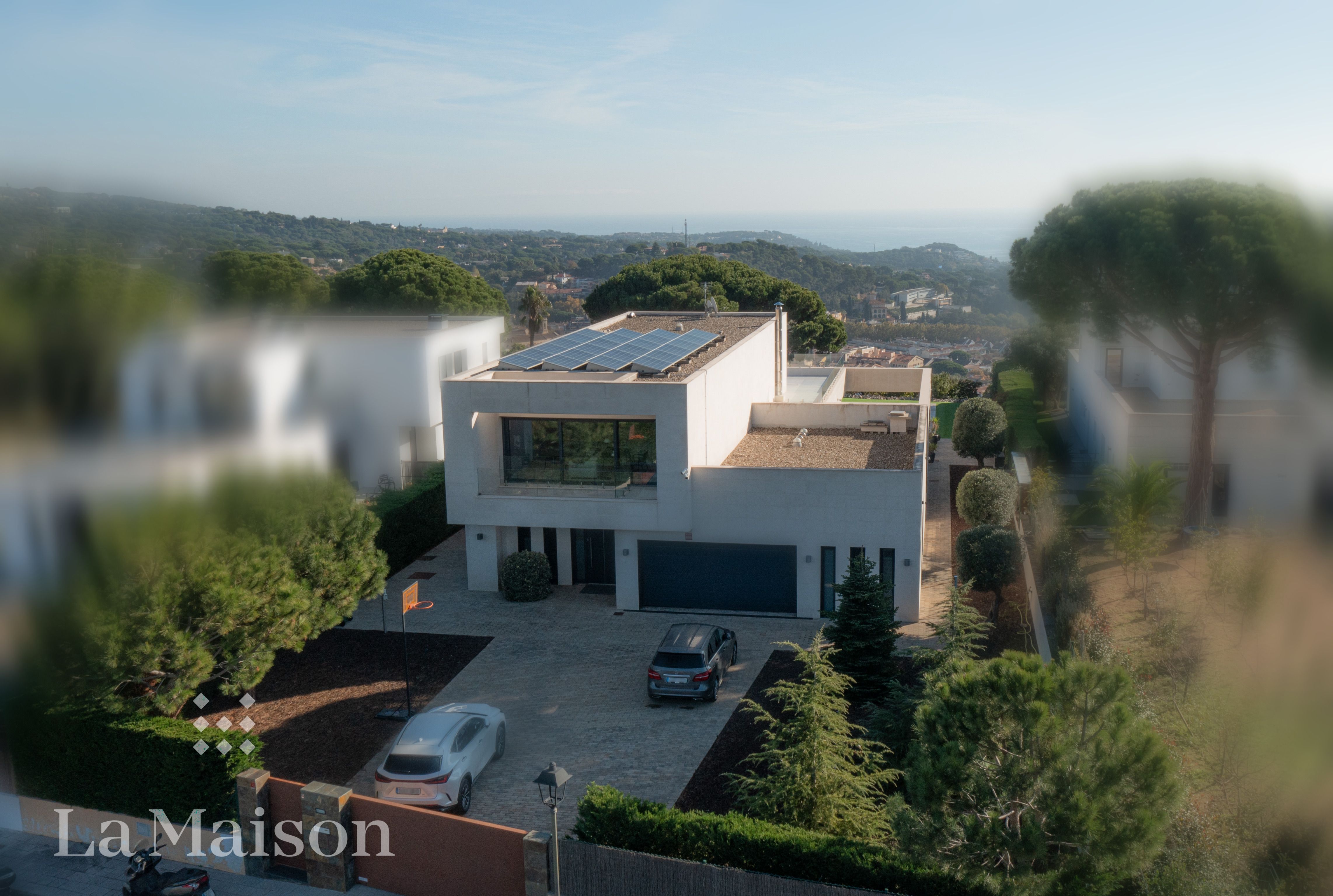 Exterior view of House or chalet for sale in Sant Andreu de Llavaneres  with Air Conditioner, Heating and Private garden
