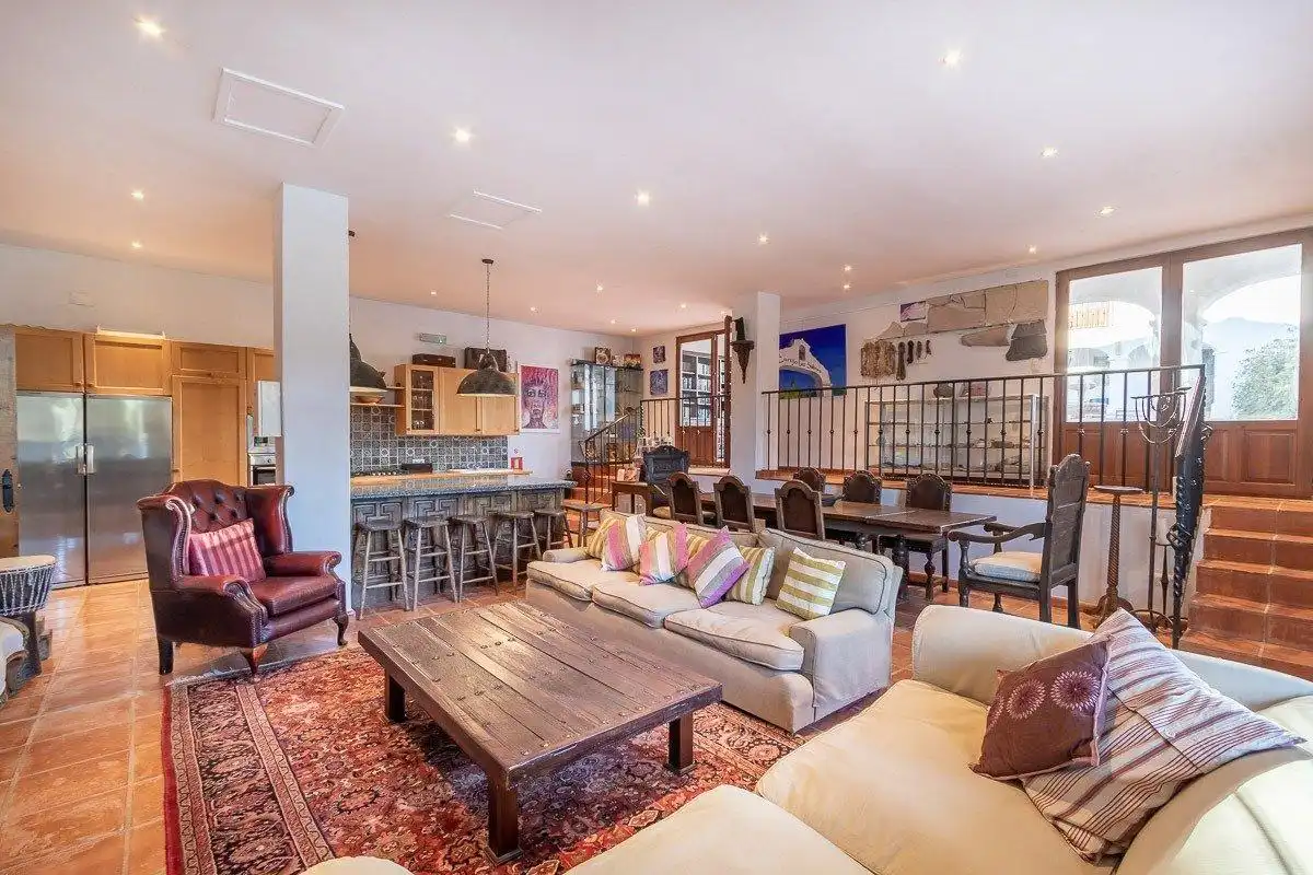 Wohnzimmer von Haus oder Chalet zum Verkauf in Alcalá la Real mit Klimaanlage, Heizung und Terrasse