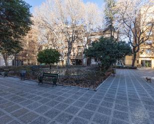 Vista exterior de Casa o xalet en venda en  Granada Capital amb Terrassa, Balcó i Alarma