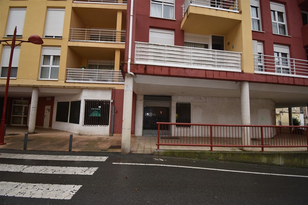 Geschaftsraum miete in C/ Coctor Ramón López Garzón, Ampuero