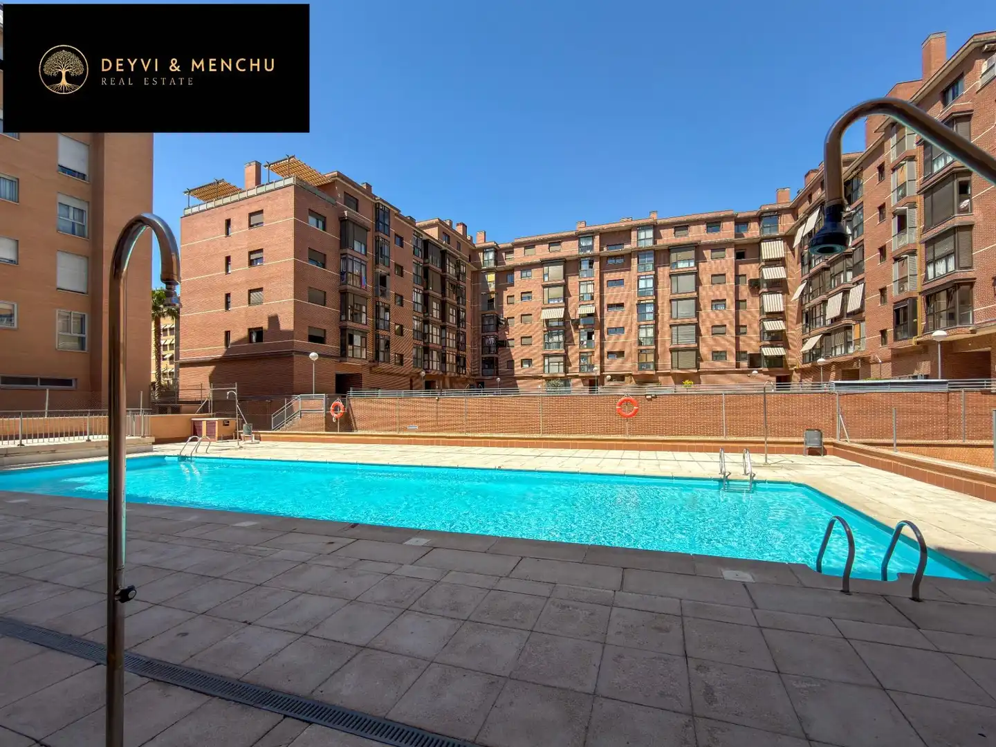 Piso en venta en ALCALDE HENCHE DE PLATA, Sanchinarro