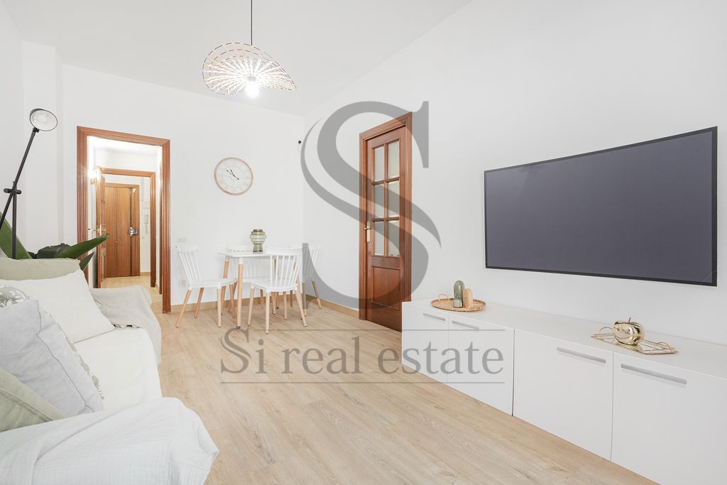 Vista exterior de Ático en venta en  Barcelona Capital con Calefacción y Parquet