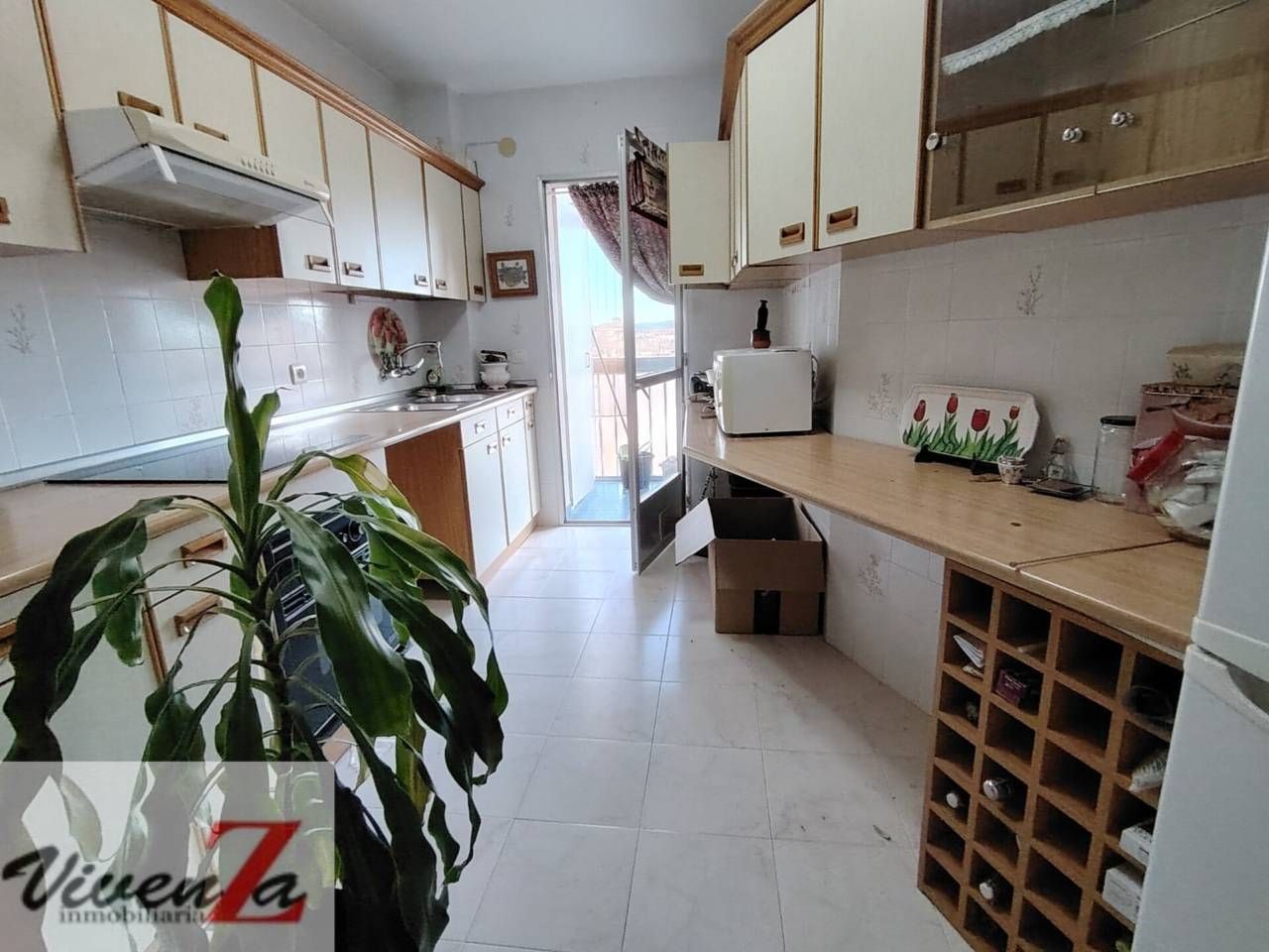 Kitchen of Flat for sale in Zamora Capital   with Heating and Balcony