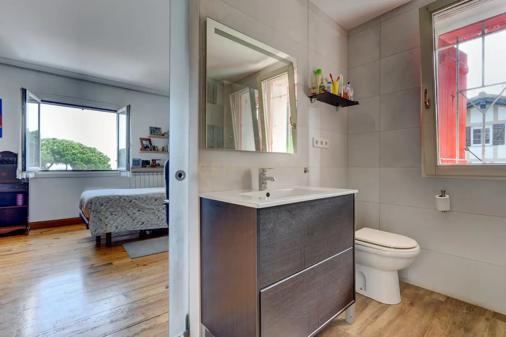 Baño de Casa o chalet en venta en Hondarribia con Jardín privado, Trastero y Balcón