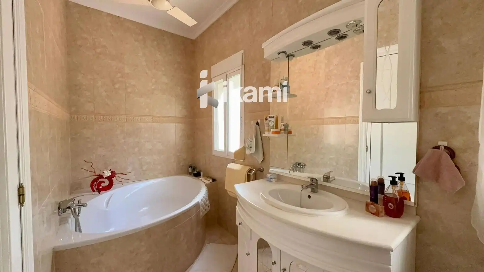 Baño de Casa o chalet en venta en Montroi / Montroy con Calefacción, Terraza y Trastero