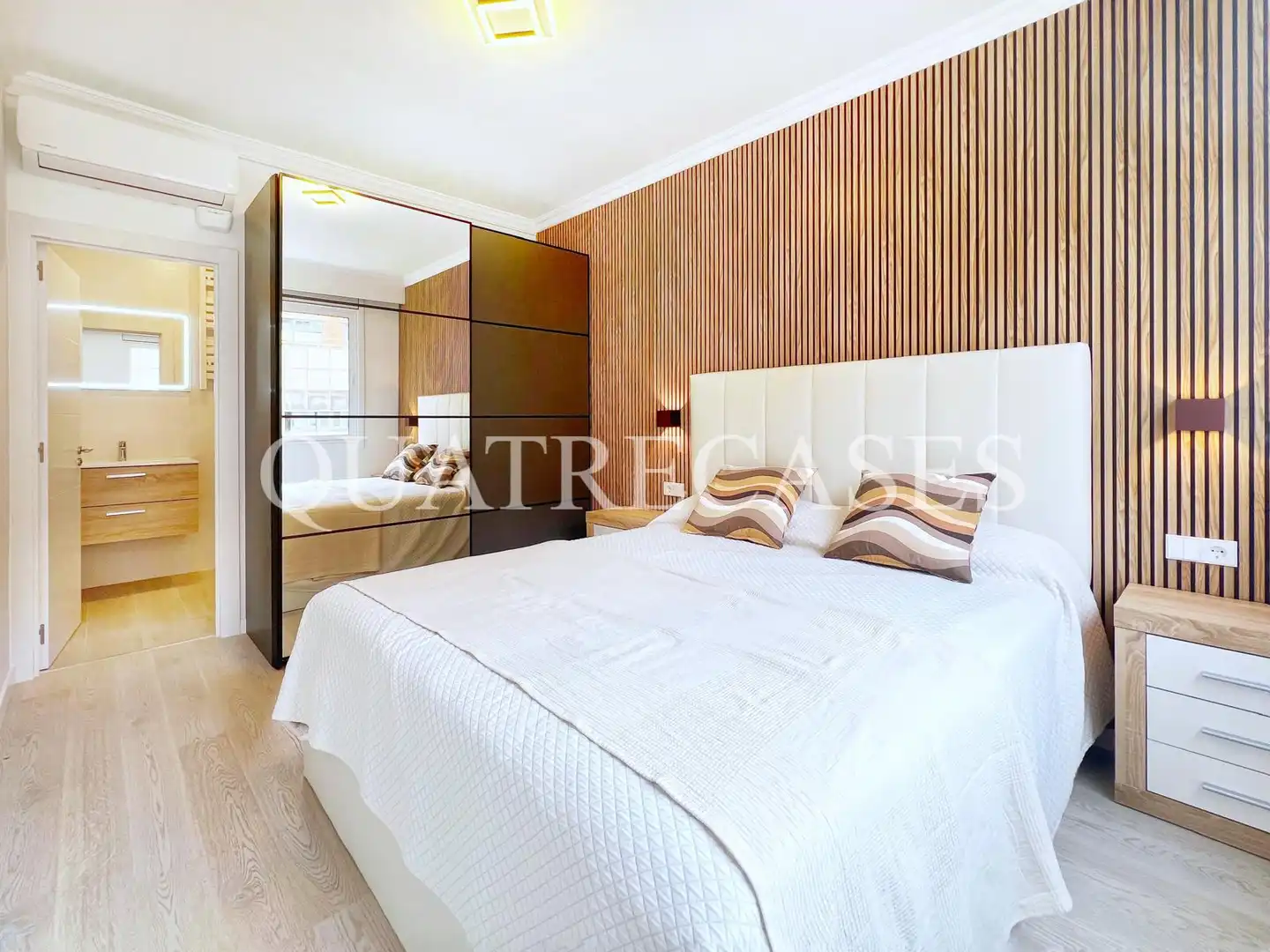 Piso con terraza en venta en Carrer del Rosselló, imagen 12