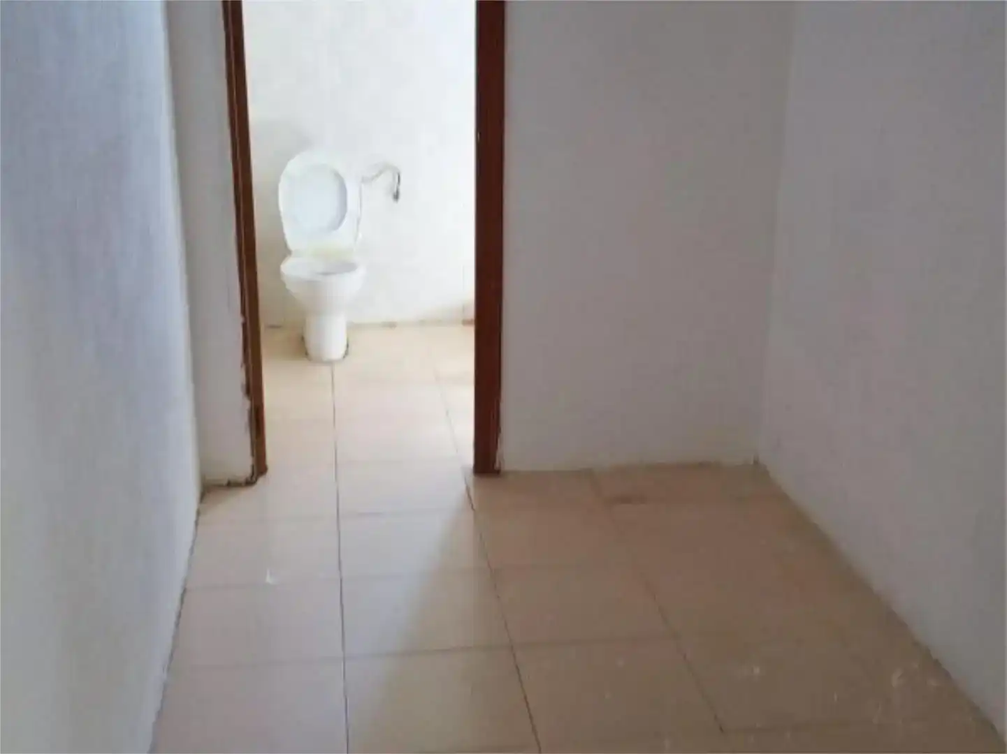 Bany de Local de lloguer en Córdoba amb Aire condicionat i Moblat