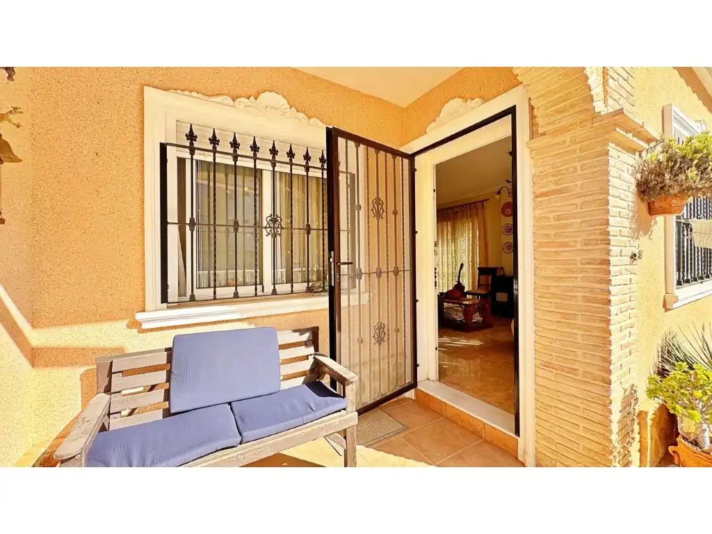 Casa adosada en venta en Calle Cuerda, Playa Flamenca
