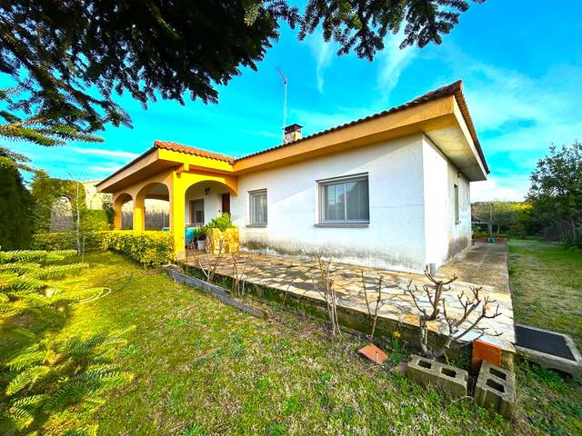 Casa-chalet en Venta en Sils