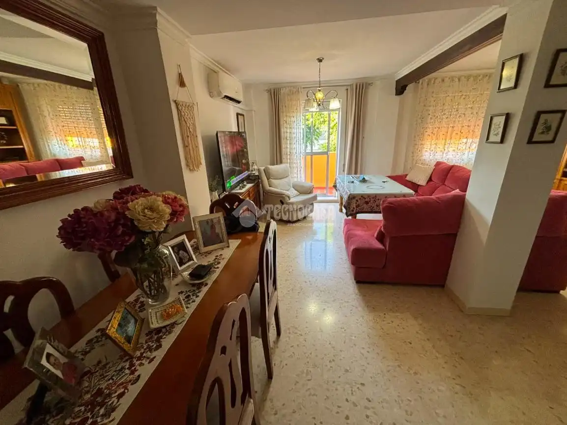 Sala de estar de Casa adosada en venta en Écija