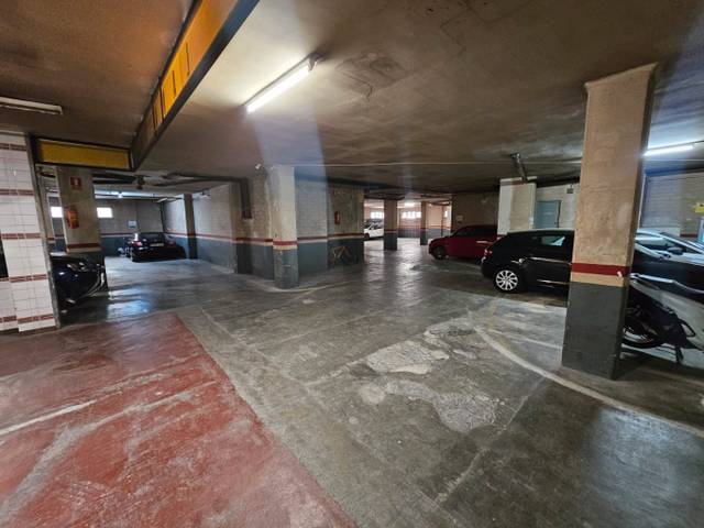 Garaje en Alquiler en Carrer d'Almeria, 26 en Sants