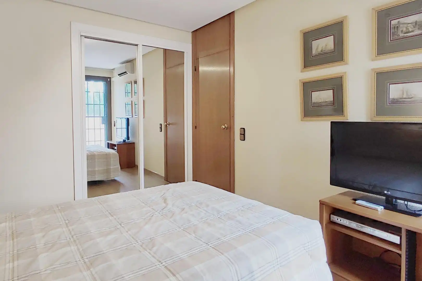 Bedroom of Houses for sale in L'Eliana  with Air Conditioner, Heating and Private garden