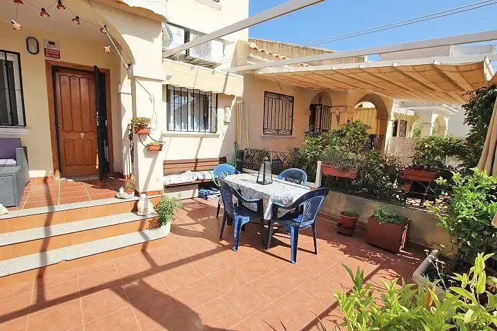 Terraza de Casa o chalet en venta en Guardamar del Segura con Aire acondicionado, Jardín privado y Terraza