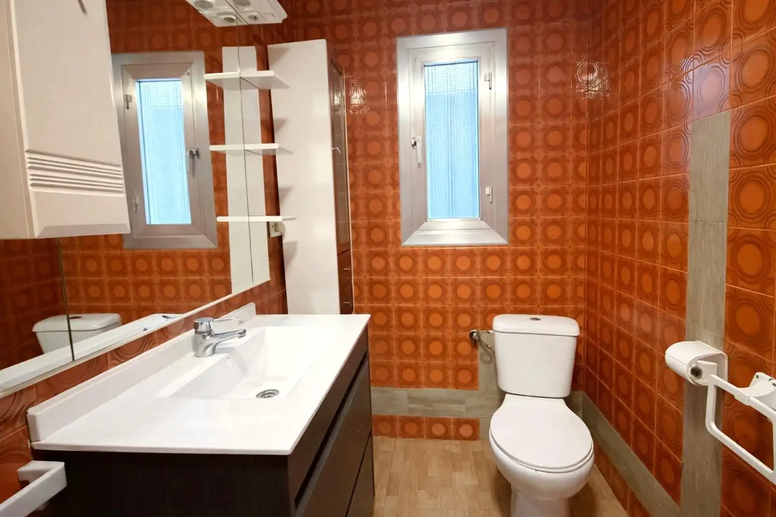 Bathroom of Houses for sale in Puçol  with Air Conditioner and Community pool