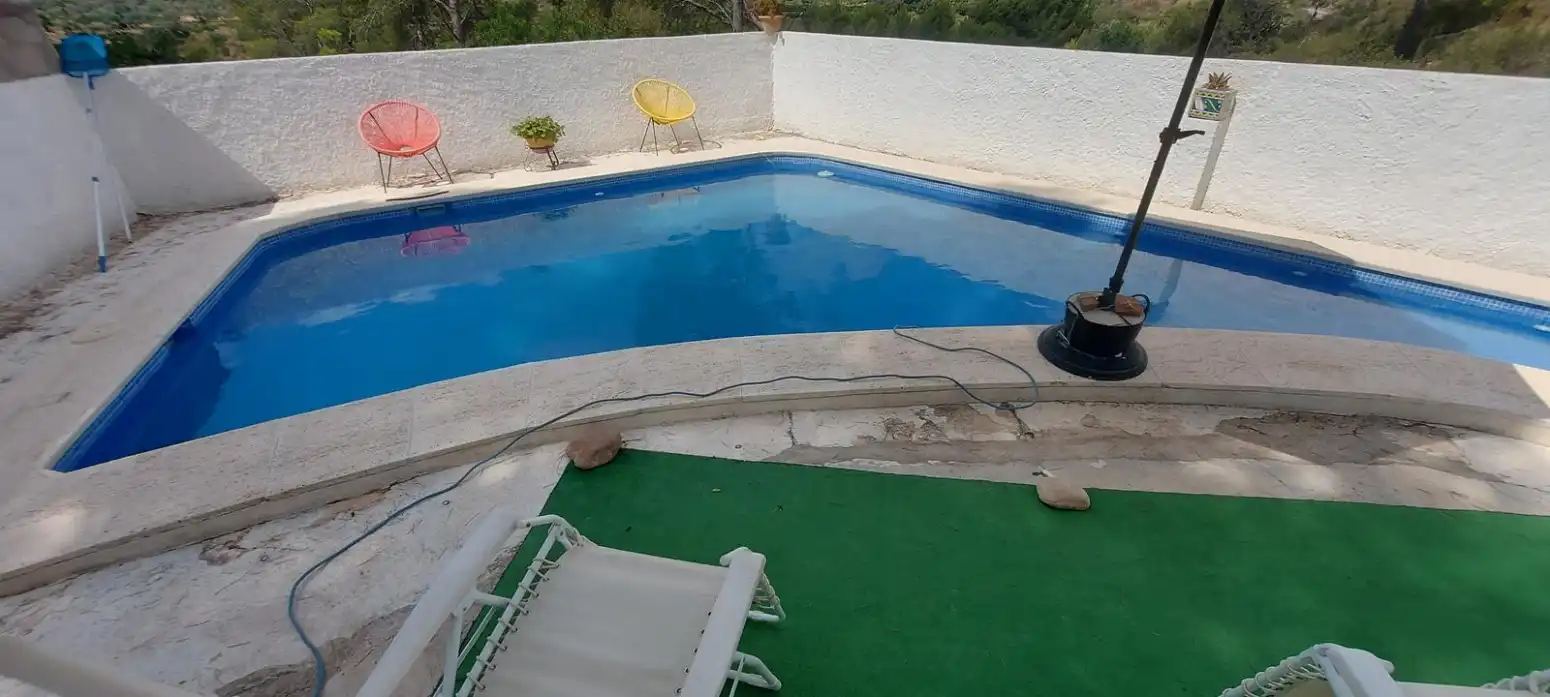 Piscina de Casa o xalet en venda en Alfara de la Baronia