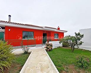 Vista exterior de Casa o xalet en venda en Icod de los Vinos amb Terrassa i Piscina