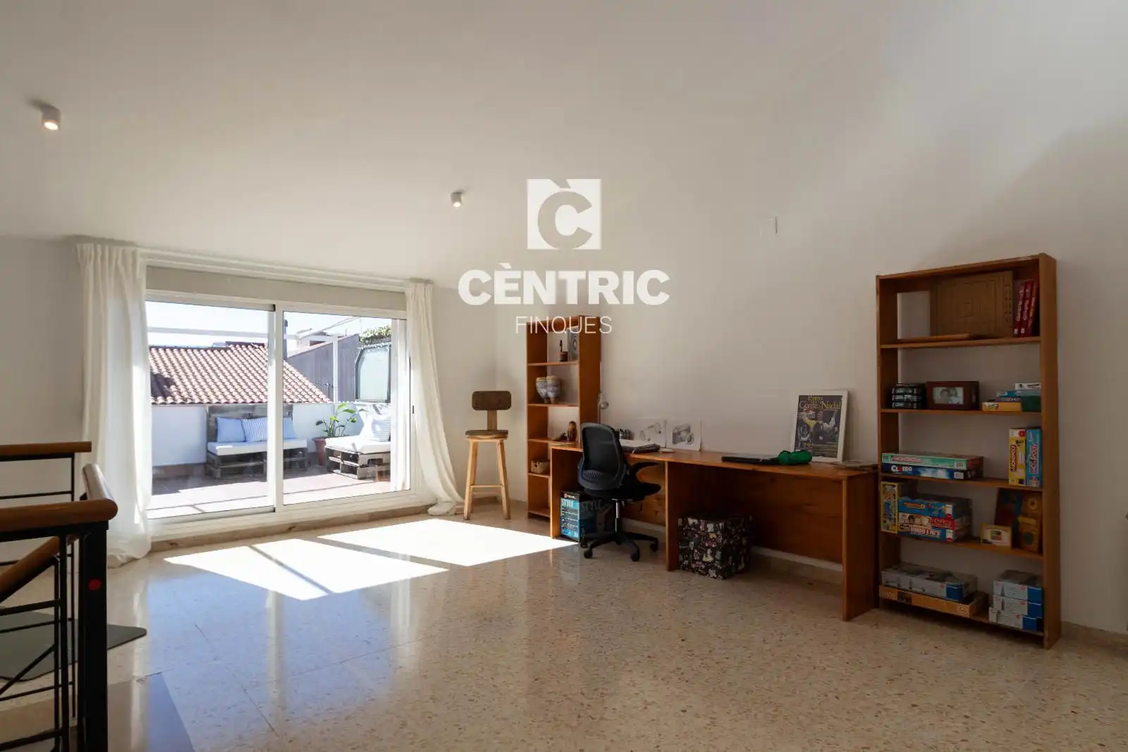 Exterior view of Attic for sale in Centre