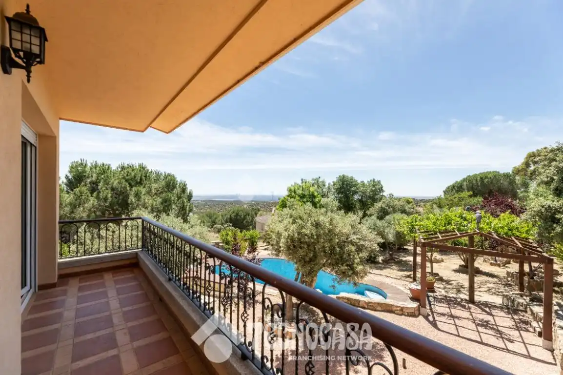Terraza de Casa o chalet en venta en Hoyo de Manzanares con Calefacción y Piscina