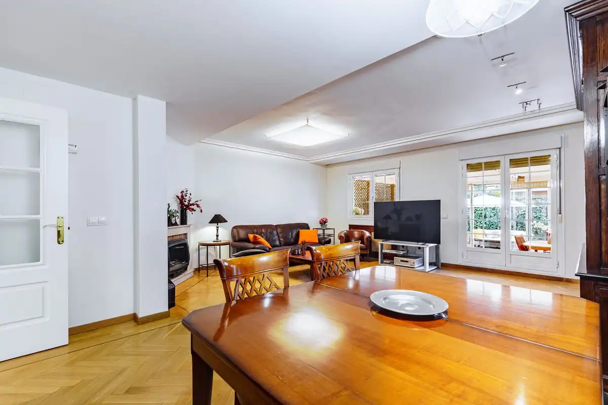 Maison mitoyenne avec terrasse à vendre à Calle de la Bahía de Santander, imagen 6