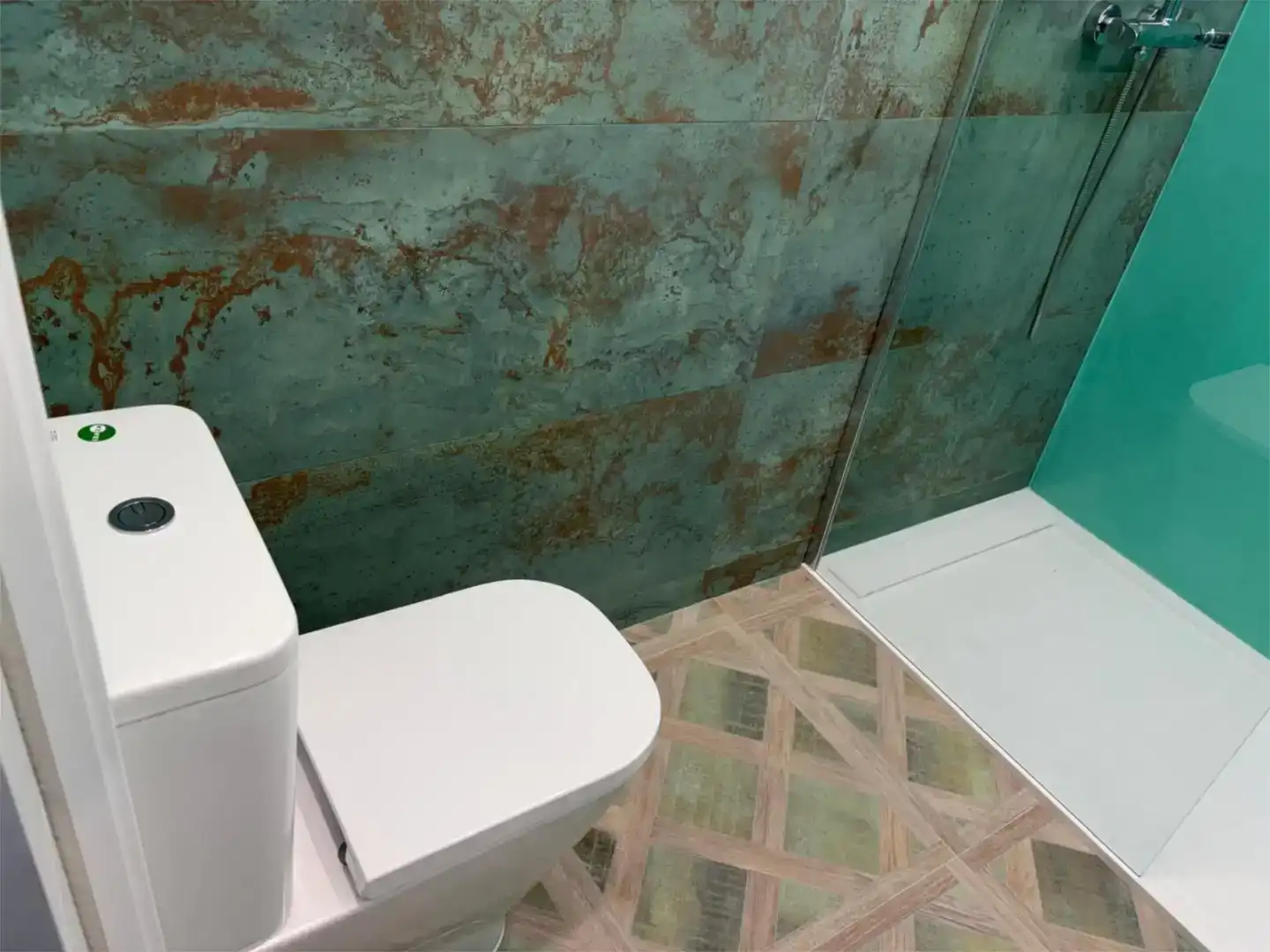 Bathroom of Ground floor for sale in Alcorcón  with Air Conditioner