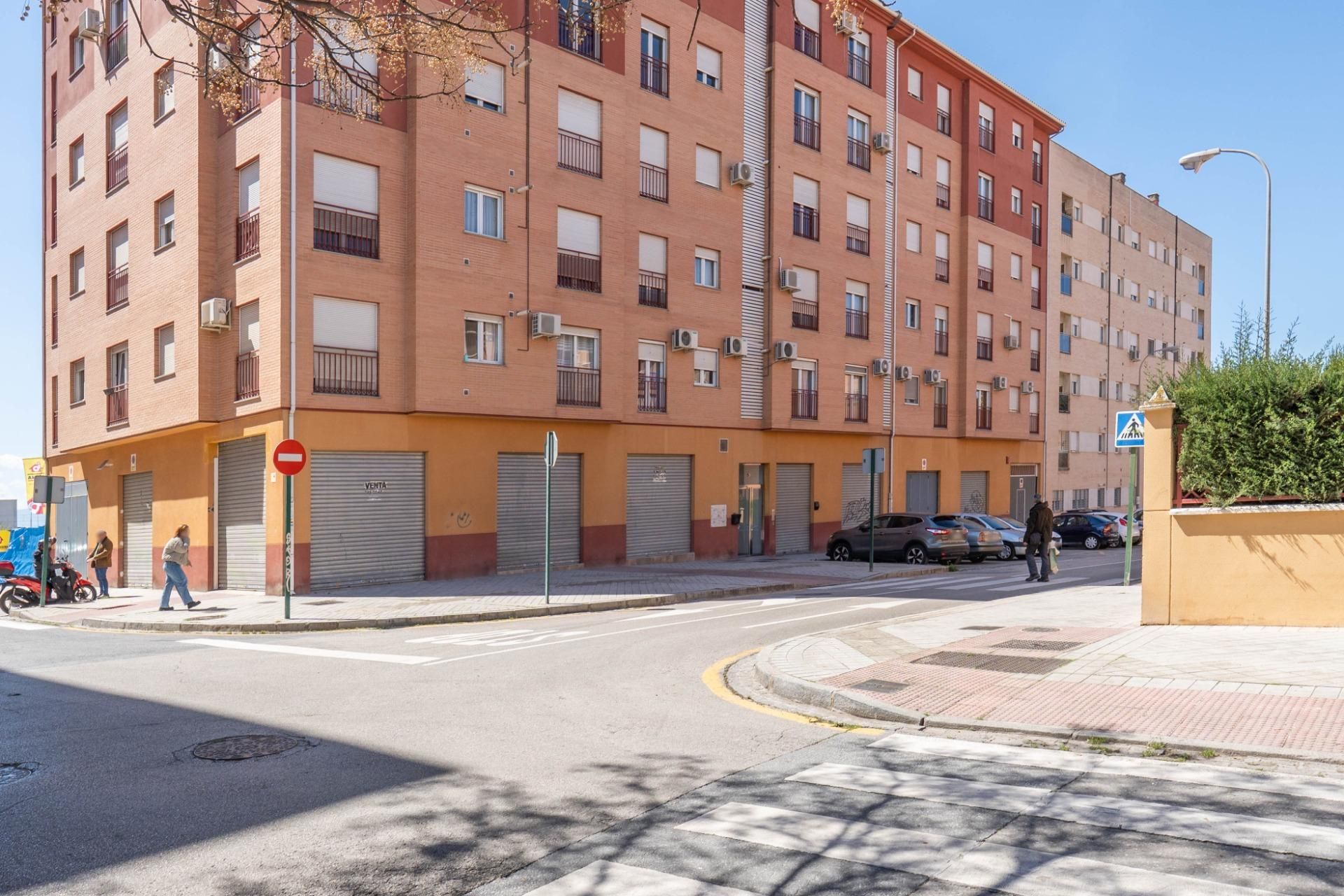 Exterior view of Flat for sale in  Granada Capital  with Air Conditioner, Heating and Parquet flooring