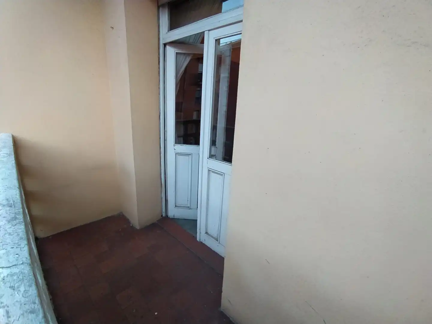 Piso en venta en Avilés con Calefacción, Parquet y Terraza