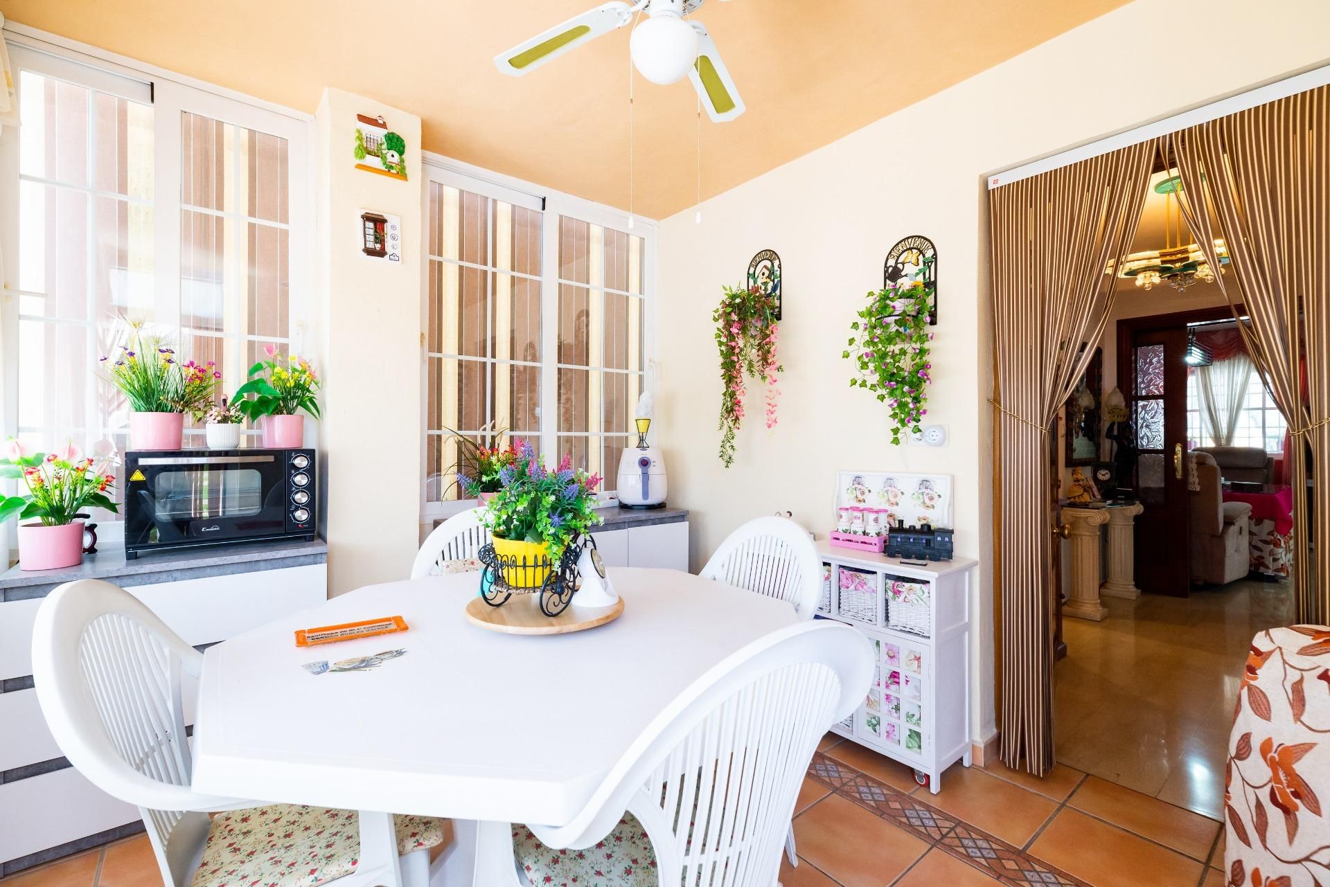 Cuina de Casa o xalet en venda en Albolote amb Aire condicionat, Calefacció i Jardí privat