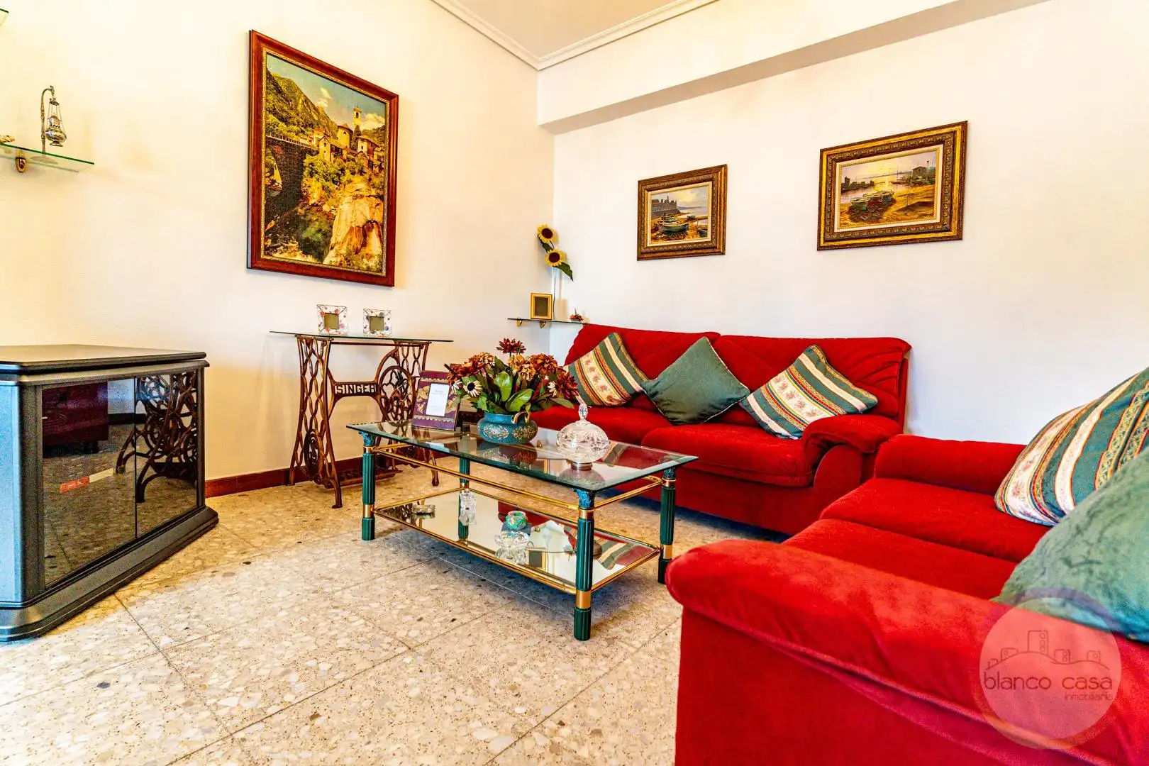 Living room of Flat for sale in Carballo  with Heating, Terrace and Storage room