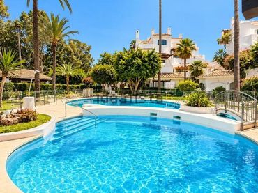 Pis amb balcó en venda a Elviria - Cabopino