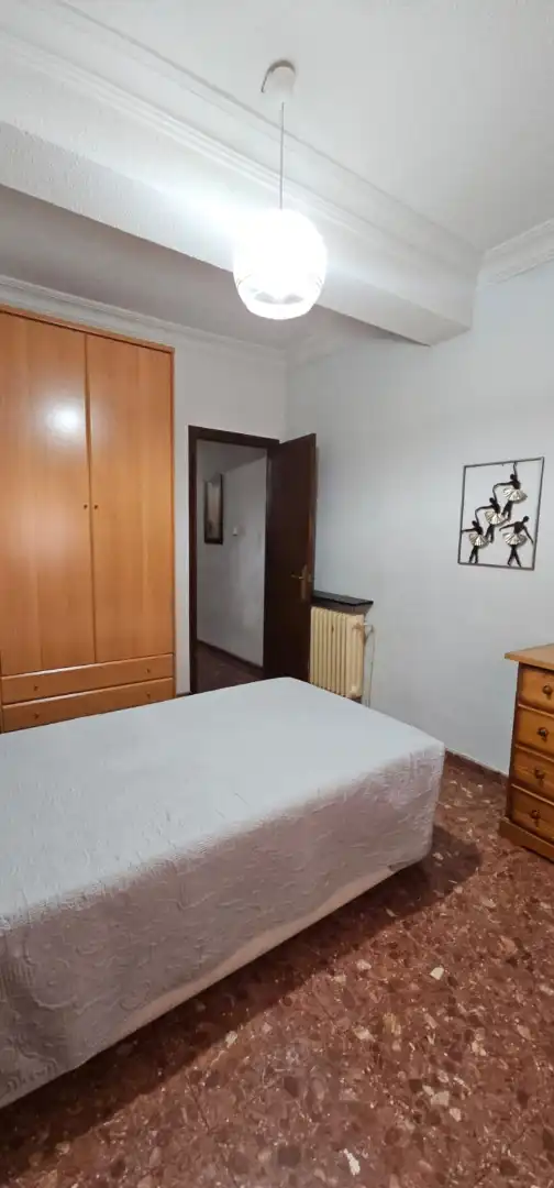 Dormitori de Pis en venda en Puertollano amb Aire condicionat, Calefacció i Moblat