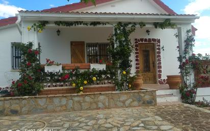 Vista exterior de Casa o xalet en venda en Mogente / Moixent amb Calefacció, Jardí privat i Terrassa