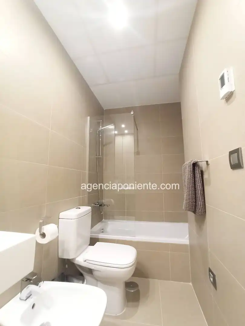 Apartament de lloguer a Avenida Mexico, Playa Poniente