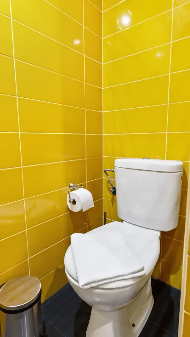 Badezimmer von Dachboden zum Verkauf in Mijas mit Klimaanlage, Heizung und Terrasse