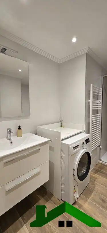 Baño de Piso de alquiler en Bilbao  con Calefacción, Terraza y Horno