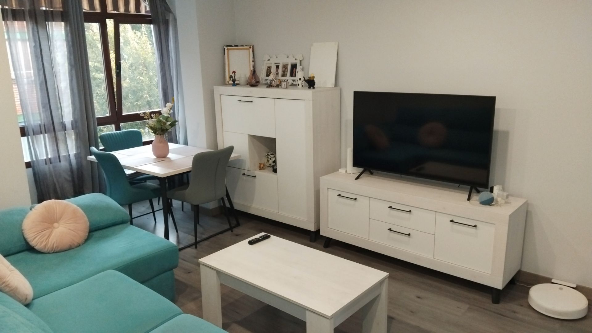 Sala d'estar de Pis en venda en Málaga Capital amb Aire condicionat, Parquet i Moblat