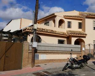 Exterior view of House or chalet for sale in Fuengirola  with Air Conditioner, Heating and Terrace