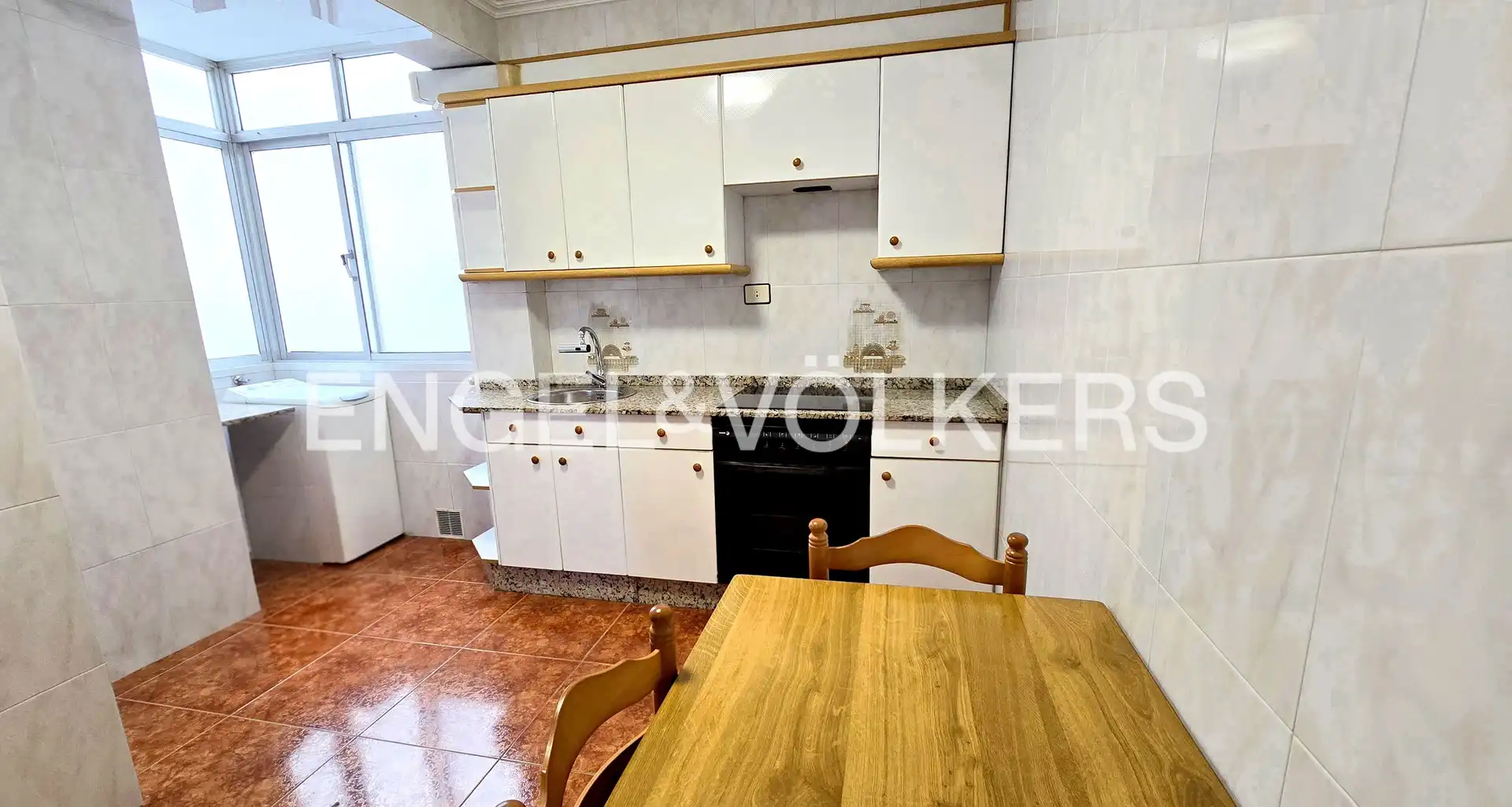 Cocina de Piso en venta en Vigo  con Calefacción y Balcón
