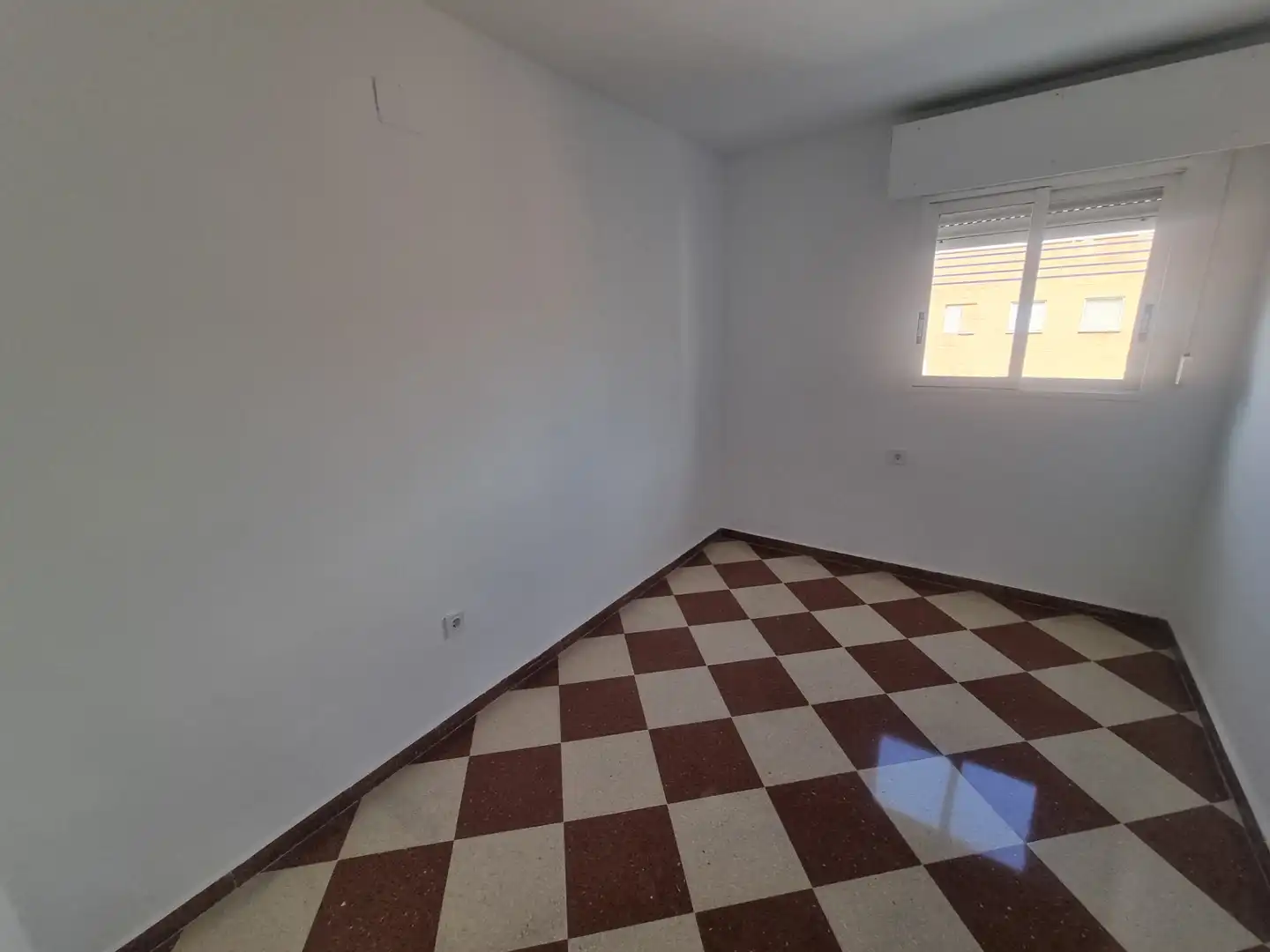 Piso en venta en Huelva con Terraza