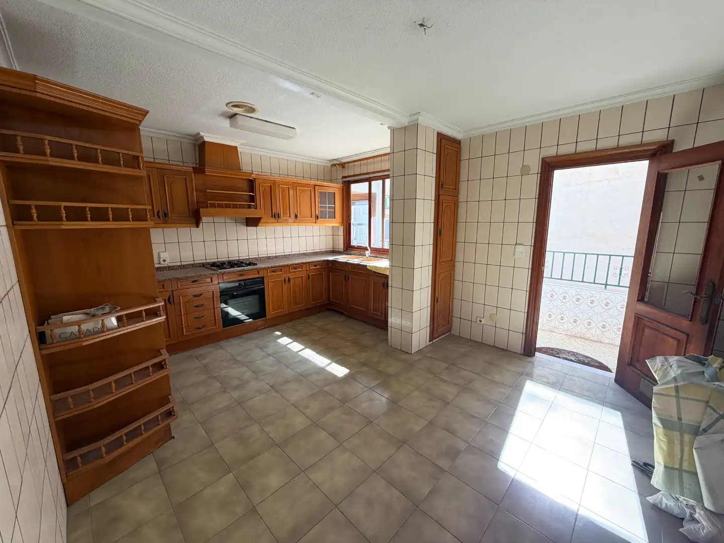 Kitchen of Flat for sale in Guardamar del Segura  with Terrace, Storage room and Furnished